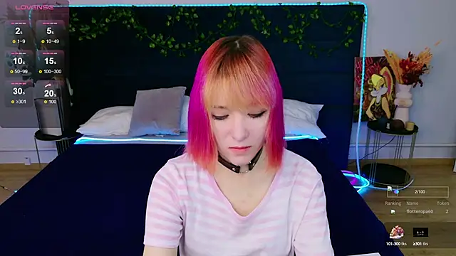 Snapshot of Ketrin_Jones chatting on September 29, 5:12 am Ketrin Jones online show from September 29, 5:12 am