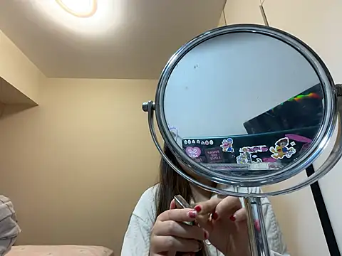 xena0501 online show from February 26, 11:53 am