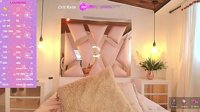 Crystal LeRoux1 online show from November 6, 8:54 pm