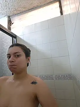 AmaiaSalvatore online show from March 14, 9:20 pm