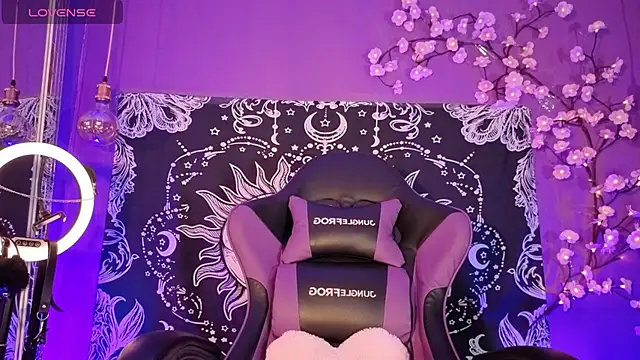 Gaia Gatex online show from April 8, 12:49 pm