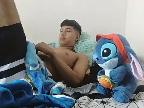 Snapshot of methme chatting on November 22, 6:07 pm methme online show from November 22, 6:07 pm