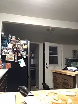 Snapshot of silverbay-456 chatting on October 15, 1:39 am silverbay-456 online show from October 15, 1:39 am