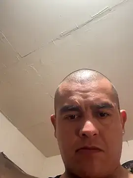 Snapshot of silverbay-456 chatting on October 18, 6:37 am silverbay-456 online show from October 18, 6:37 am