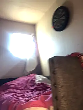 Snapshot of silverbay-456 chatting on October 25, 10:04 pm silverbay-456 online show from October 25, 10:04 pm