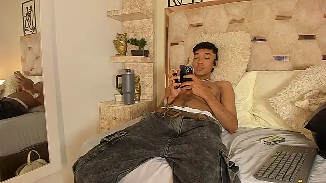 Lucass Blaze online show from October 3, 9:56 pm