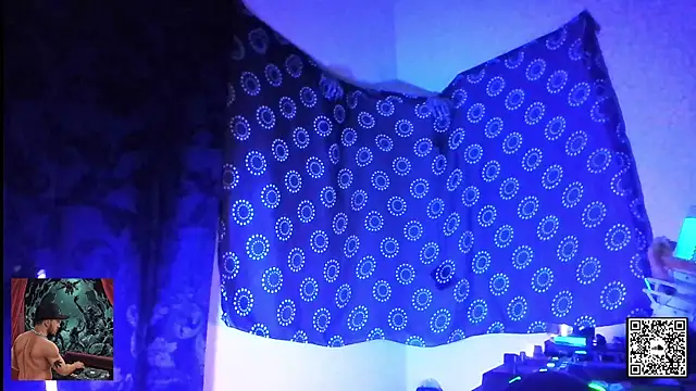 DjDiCKmannOnE online show from October 8, 11:13 pm