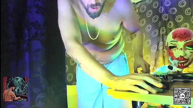 DjDiCKmannOnE online show from October 14, 7:47 pm