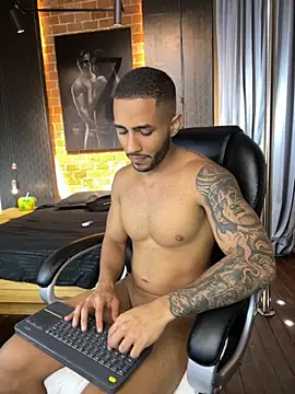 Lucaswatsons online show from September 20, 9:05 pm