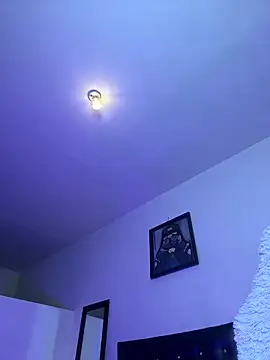 santiago cutex online show from February 7, 9:35 am