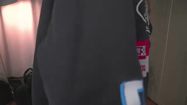 lisa schiele online show from February 4, 9:09 pm