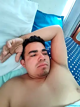 2025-DANIEL online show from April 26, 9:56 pm