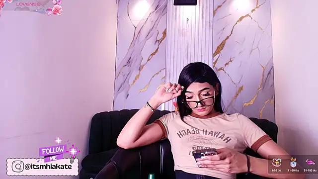 Snapshot of Mhiaa_Sweet chatting on May 7, 8:25 pm Mhiaa Sweet online show from May 7, 8:25 pm