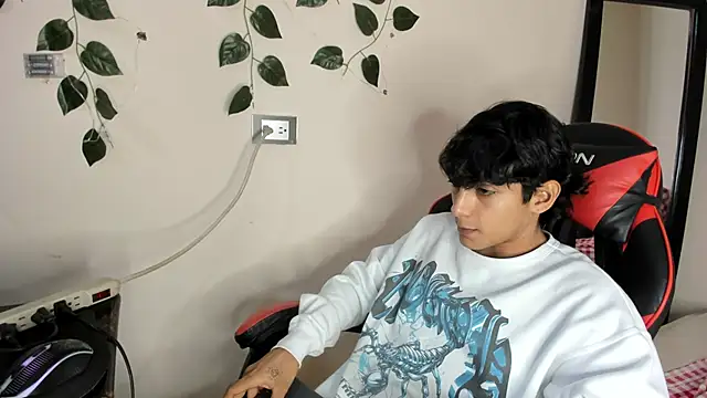 axel rousse2 online show from November 17, 10:48 pm