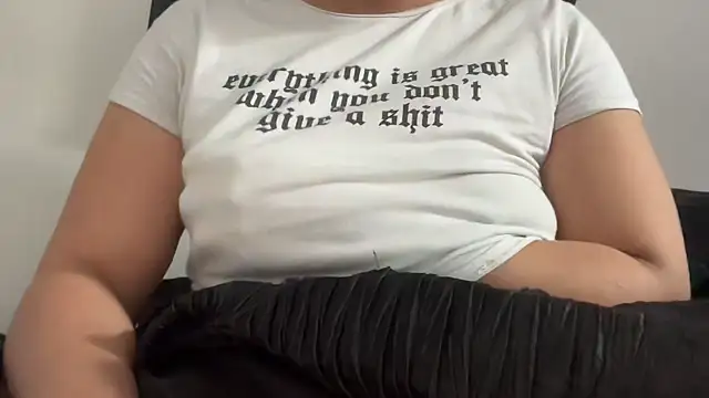 Snapshot of zahrabliss chatting on October 13, 3:34 pm zahrabliss online show from October 13, 3:34 pm