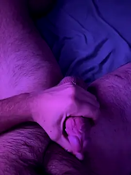 Snapshot of pioca1924 chatting on October 26, 12:27 am pioca1924 online show from October 26, 12:27 am