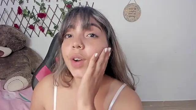 emma grays2 online show from November 16, 6:30 am