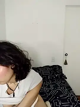 Snapshot of LuaBusch chatting on October 26, 2:50 am LuaBusch online show from October 26, 2:50 am