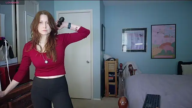 Snapshot of MommyGoddessL chatting on May 5, 2:03 pm MommyGoddessL online show from May 5, 2:03 pm