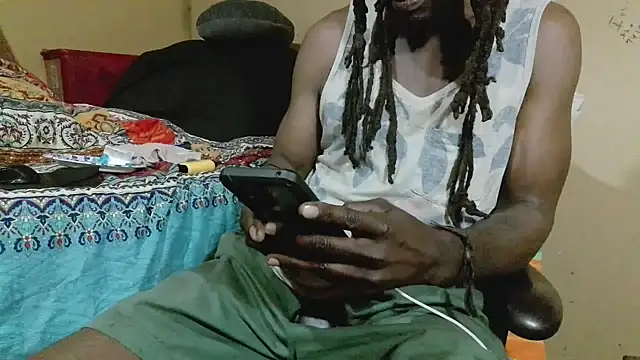 EYEzIAM online show from April 13, 4:18 am