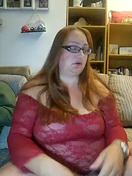 Snapshot of Luscious-LucyXX chatting on June 3, 8:14 pm Luscious-LucyXX online show from June 3, 8:14 pm