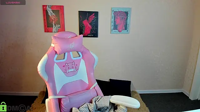 Casey Sweeet online show from October 11, 12:54 am