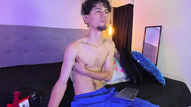 Chris Angel  online show from February 28, 3:51 am