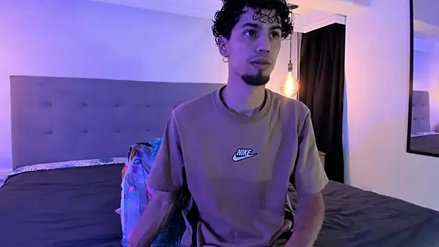 Chris Angel  online show from March 30, 3:51 am