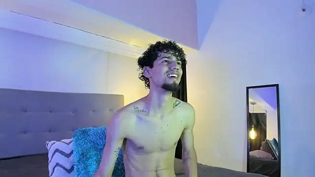 Chris Angel  online show from April 18, 3:43 am