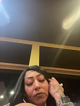 Flossee online show from April 5, 8:33 am