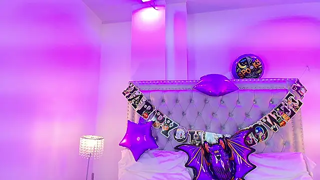 Snapshot of Ahilin_luther chatting on October 31, 11:11 am Ahilin luther online show from October 31, 11:11 am