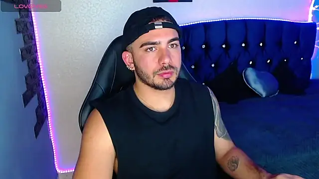 adamhairy online show from March 27, 8:30 pm