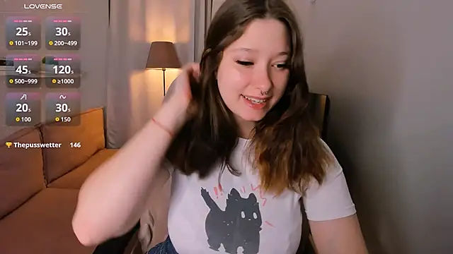 Snapshot of Sofi_Spark chatting on October 7, 7:49 am Sofi Spark online show from October 7, 7:49 am