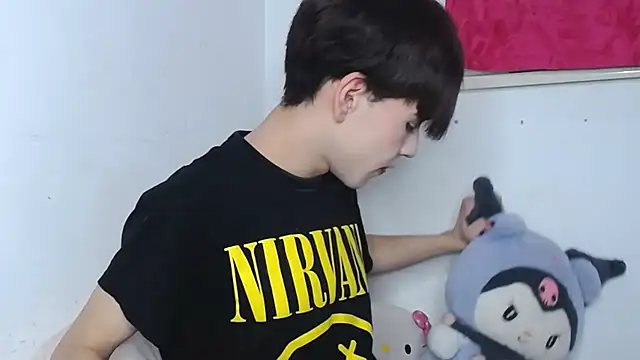 lucky stricke online show from November 7, 3:39 am