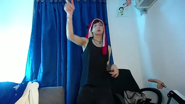 lucky stricke online show from March 16, 4:40 am