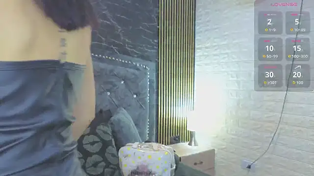 AnastasiaColeman online show from April 3, 8:18 pm