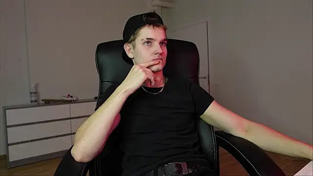 Mark Karson online show from November 15, 1:29 pm