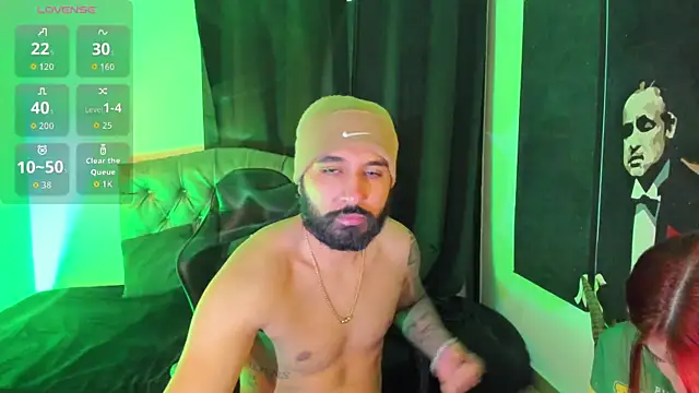 Snapshot of DanteAndVictoria chatting on November 11, 3:50 am DanteAndVictoria online show from November 11, 3:50 am