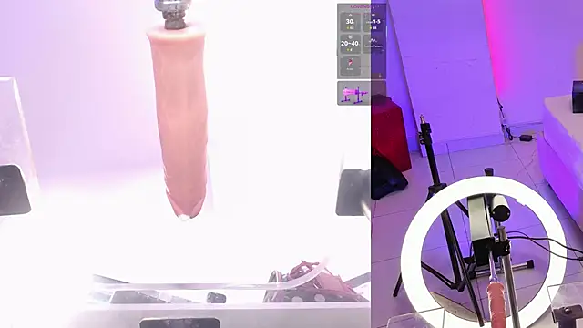 Snapshot of DollyMae_ chatting on February 20, 4:20 am DollyMae online show from February 20, 4:20 am