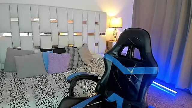 nextboywell1 online show from March 15, 3:12 am