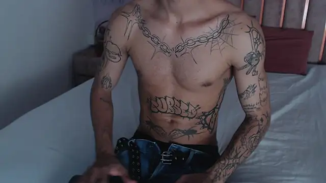 Enzo Hunter online show from September 22, 3:19 am