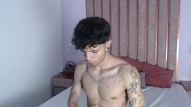 Enzo Hunter online show from October 4, 3:59 am