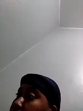 Snapshot of AcetousAbb chatting on October 27, 1:31 am AcetousAbb online show from October 27, 1:31 am