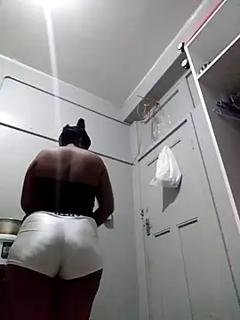 Snapshot of AcetousAbb chatting on October 31, 5:58 pm AcetousAbb online show from October 31, 5:58 pm