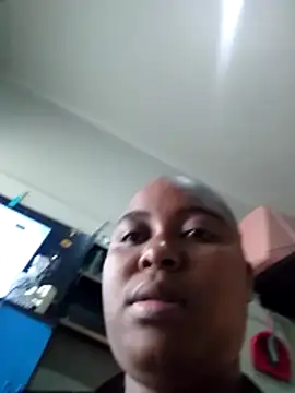 Snapshot of AcetousAbb chatting on February 18, 12:12 pm AcetousAbb online show from February 18, 12:12 pm