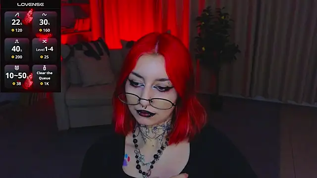 Snapshot of Mistress__Marcelline chatting on July 5, 4:19 am Mistress Marcelline online show from July 5, 4:19 am