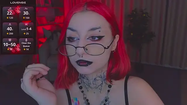 Snapshot of Mistress__Marcelline chatting on July 8, 1:32 am Mistress Marcelline online show from July 8, 1:32 am