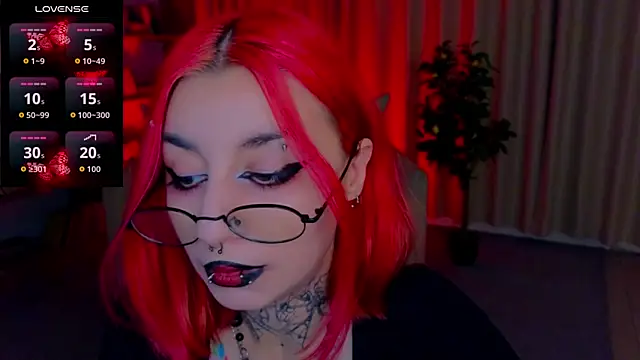 Snapshot of Mistress__Marcelline chatting on July 14, 2:05 am Mistress Marcelline online show from July 14, 2:05 am
