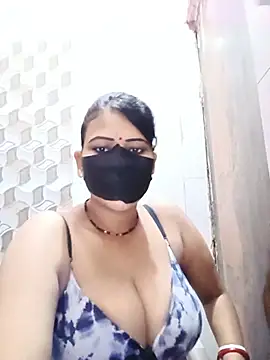 Snapshot of varnika chatting on May 24, 12:32 pm varnika online show from May 24, 12:32 pm