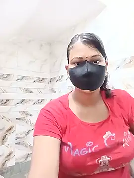 Snapshot of varnika chatting on July 24, 12:47 pm varnika online show from July 24, 12:47 pm